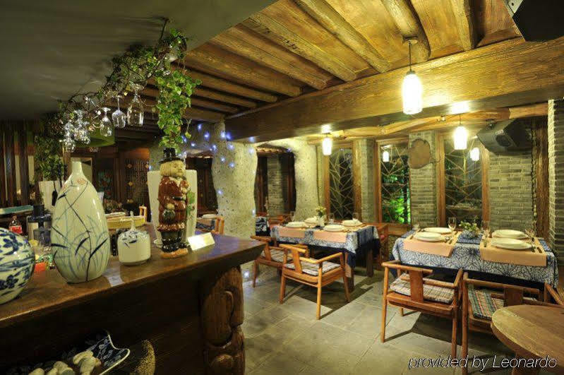 Blossom Hill Inn - Neverland 丽江 餐厅 照片